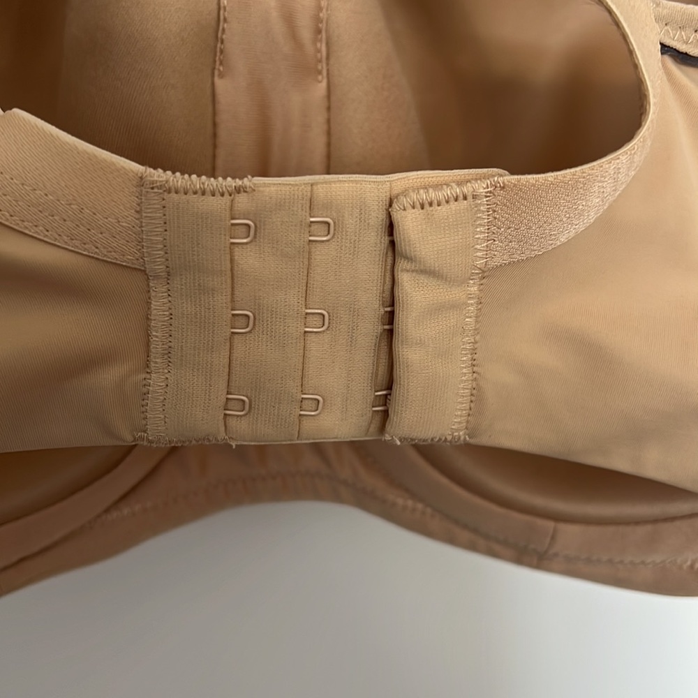Panache Nude Beige Sports Bra - High Support Underwire in 34I US - Picture 5 of 14